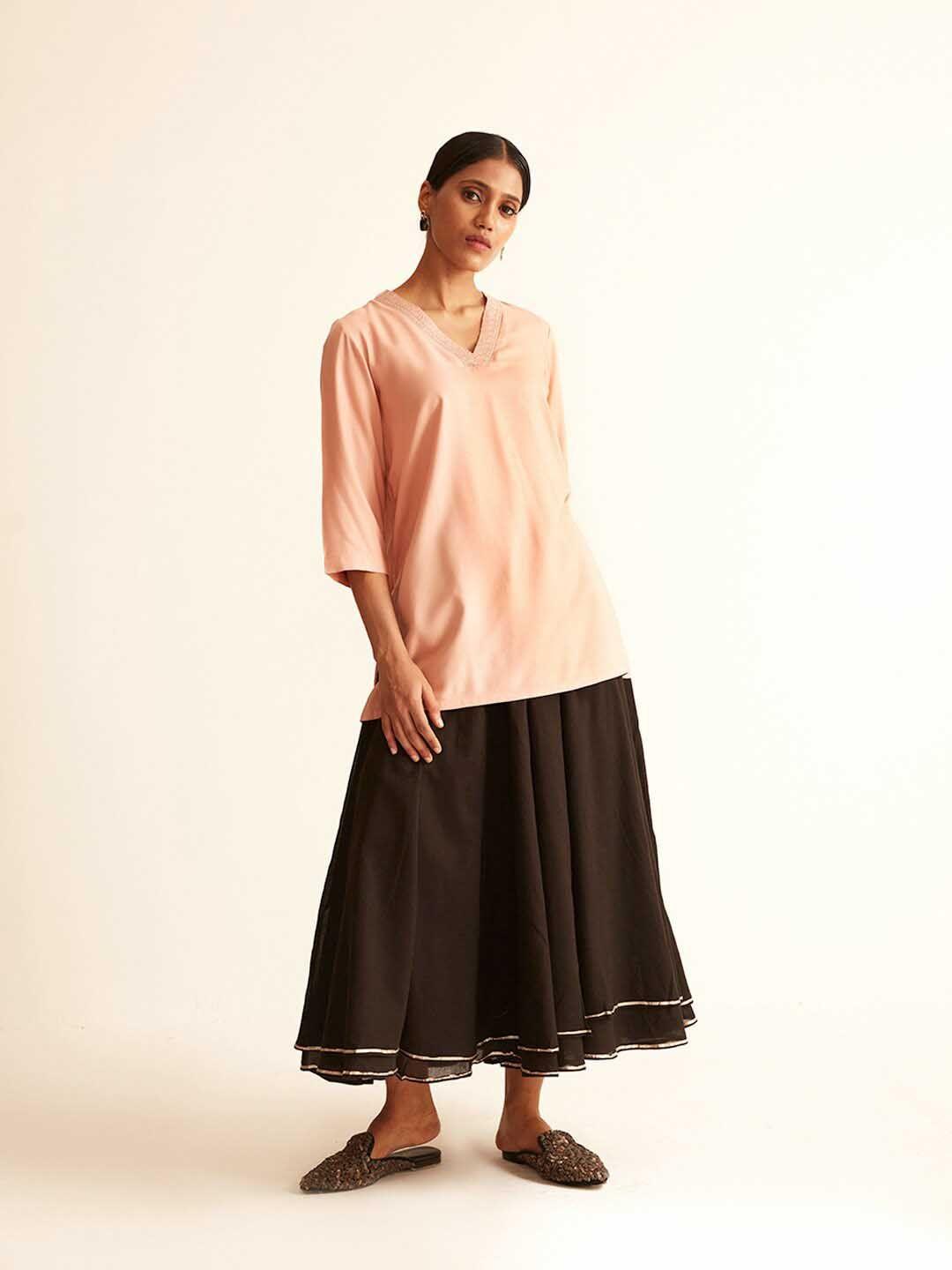 ancestry women peach-coloured thread work kurta