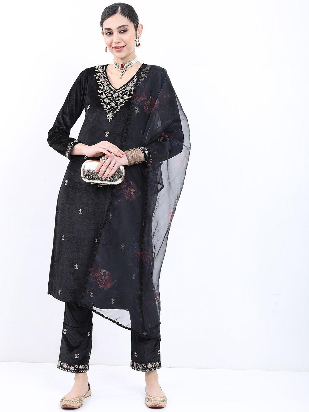 ketch embroidered knited velvet kurta & palazzos with dupatta