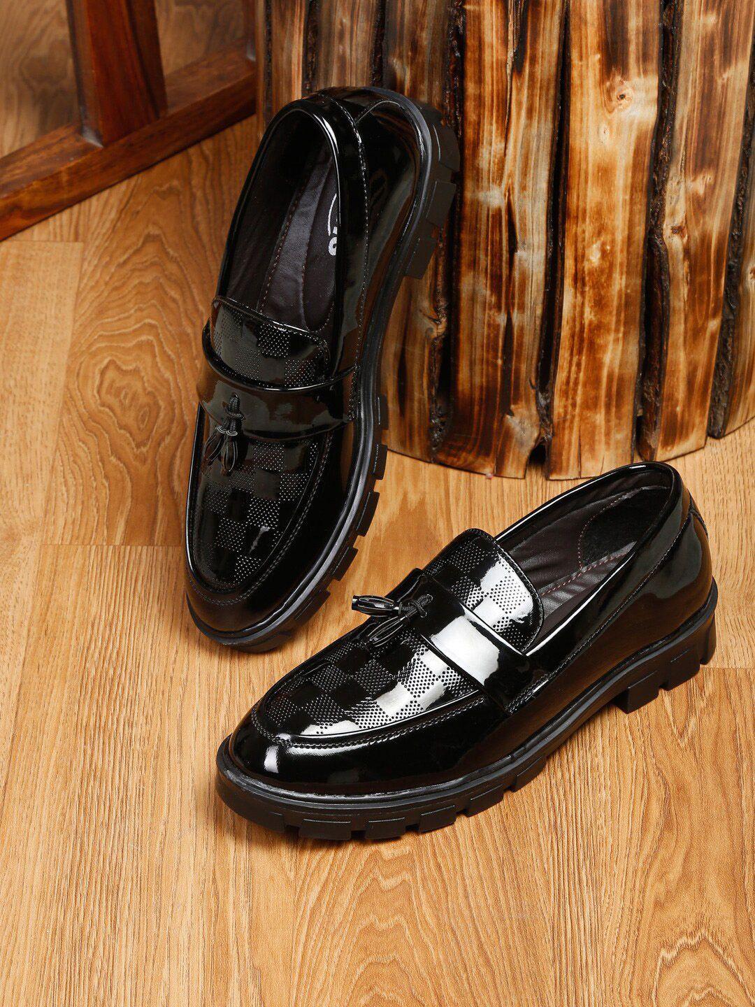 apsis men textured round-toe formal loafers