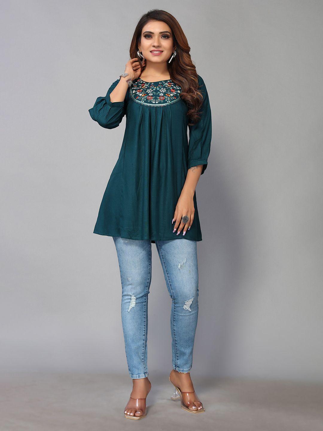 nimayaa round neck embroidered top