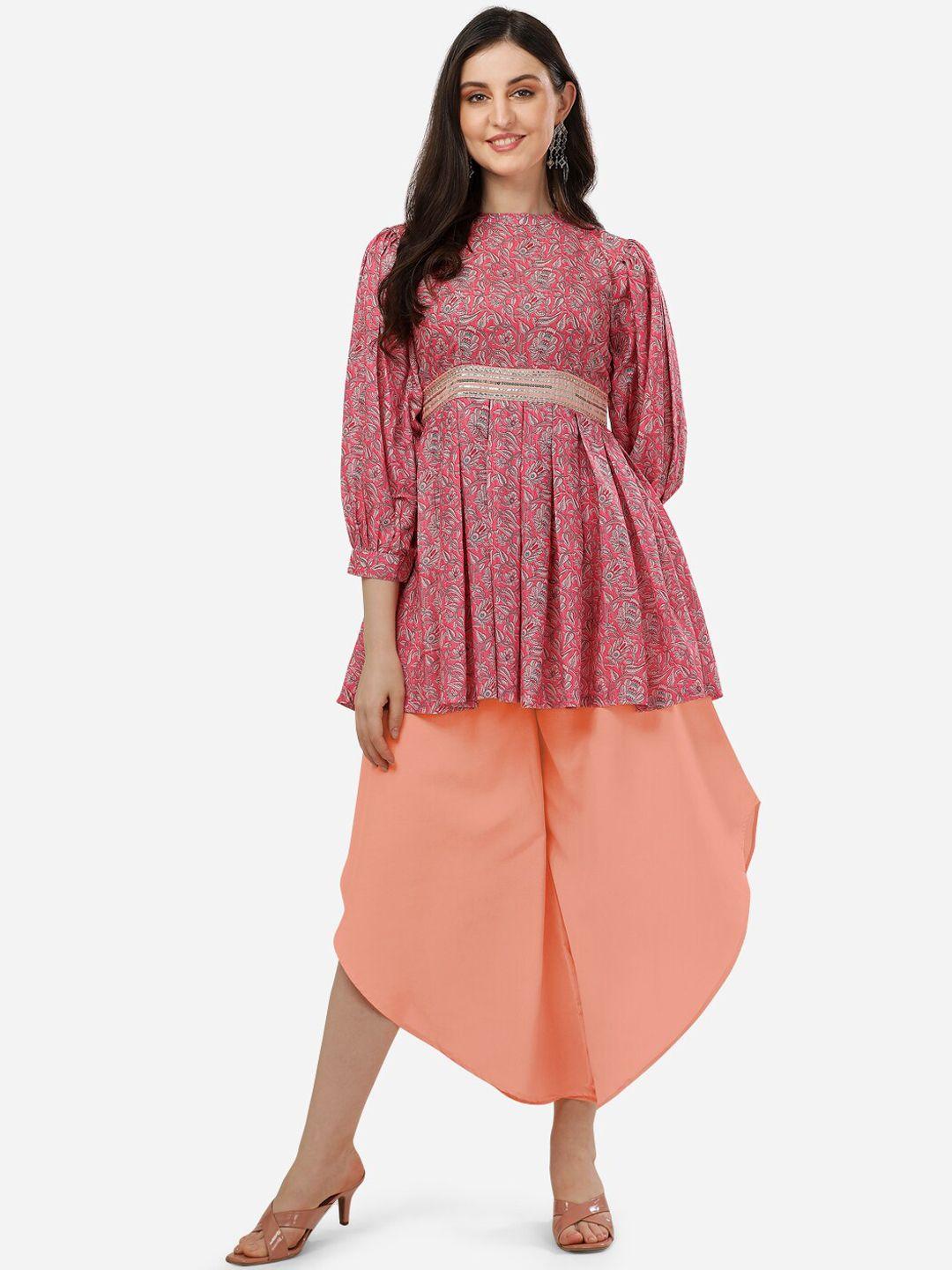 here&now women peach-coloured floral printed pleated top with palazzos