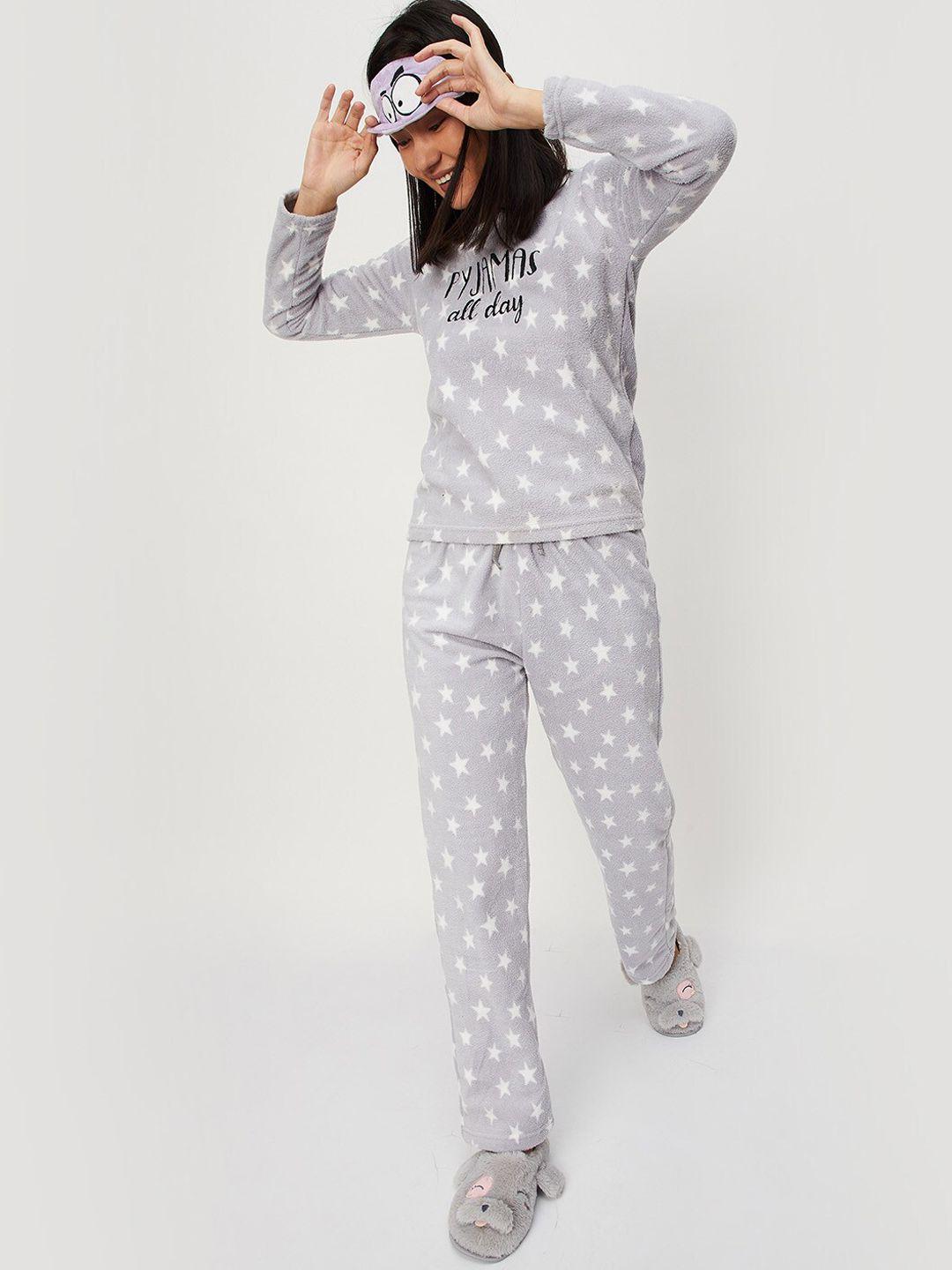 max women printed night suit