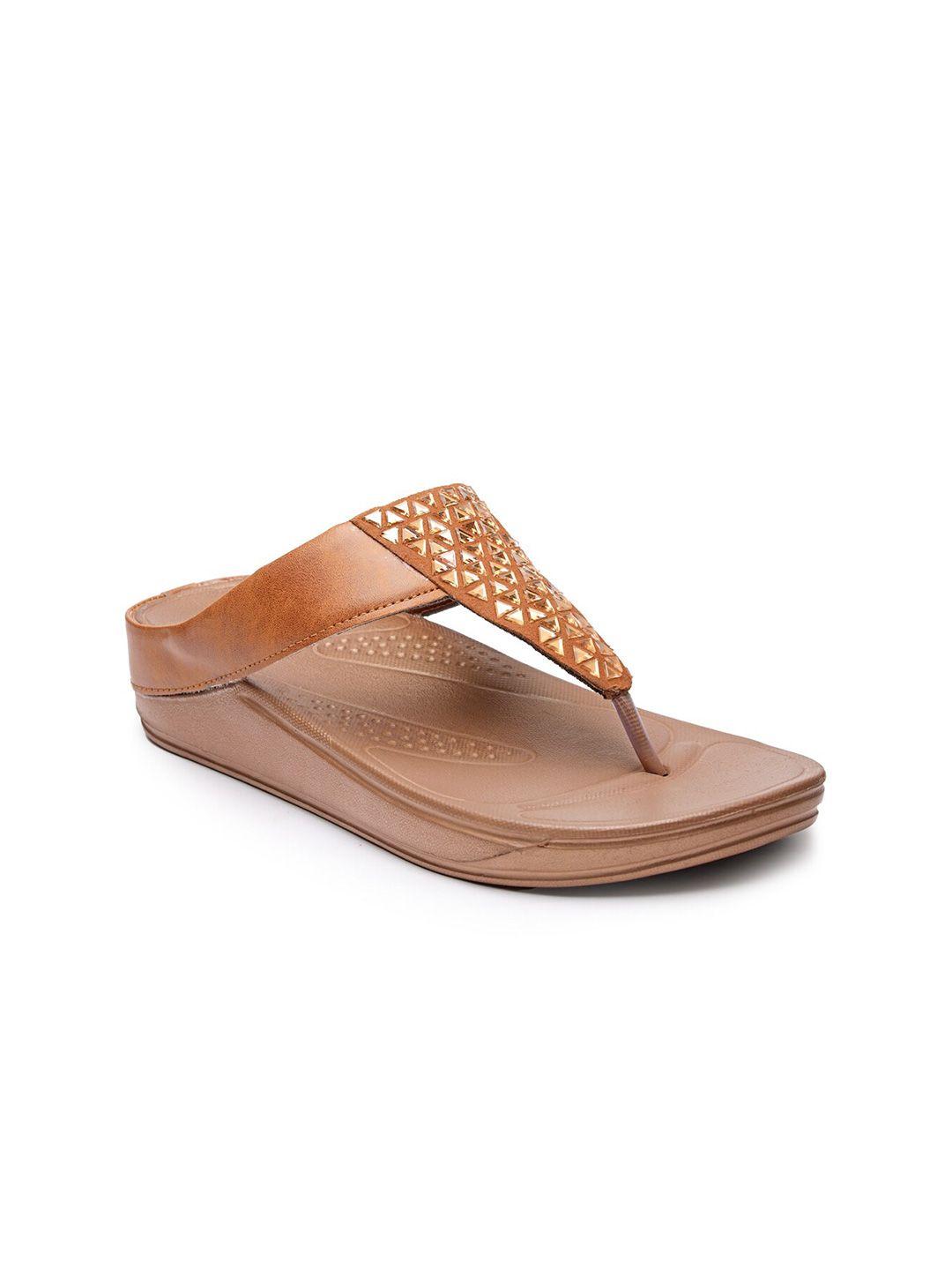 da naturo italy women embellished lightweight thong flip-flops