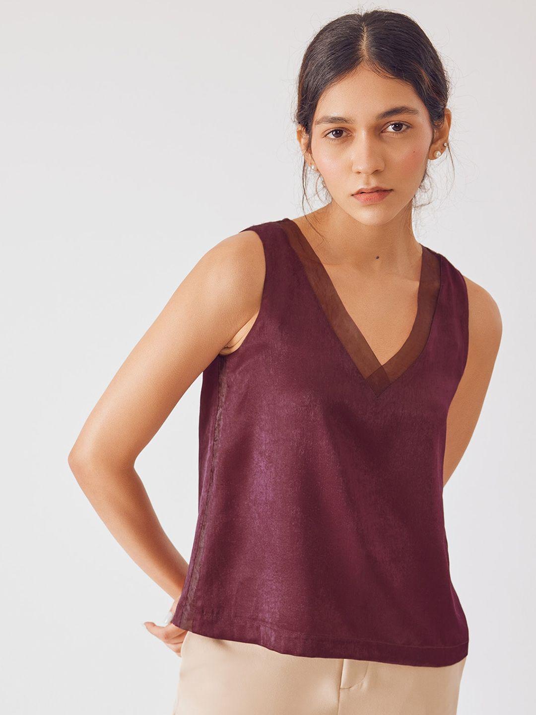 the label life v-neck organza top