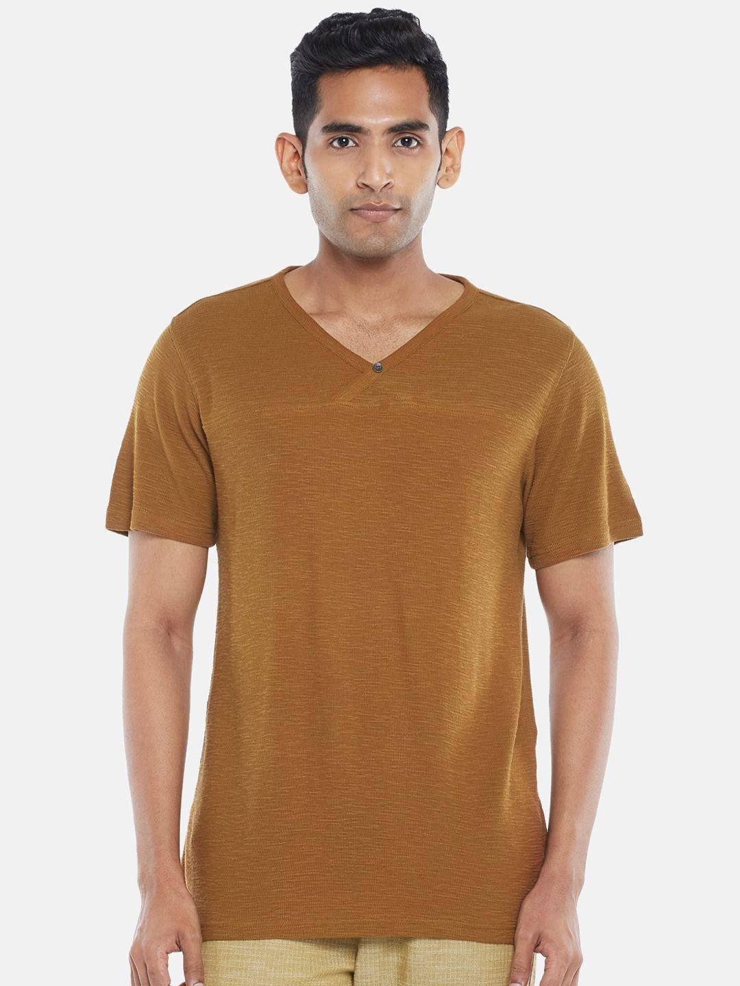 7 alt by pantaloons v-neck slim fit t-shirt