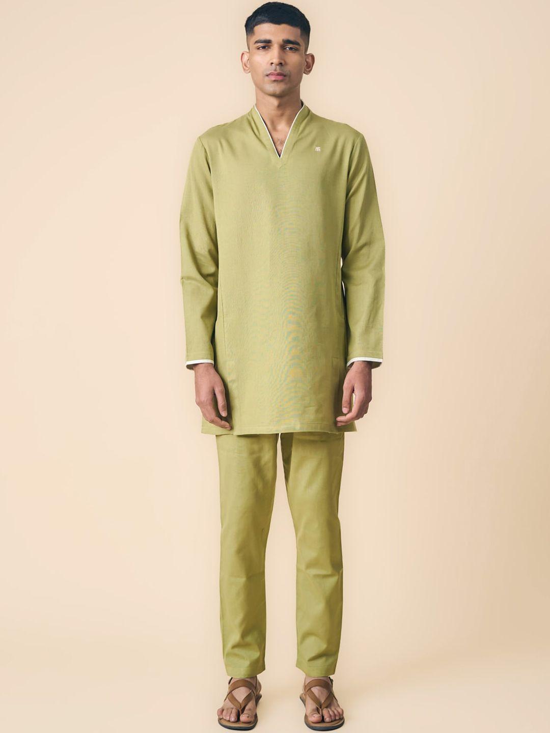 tasva men mandarin collar cotton panelled kurta