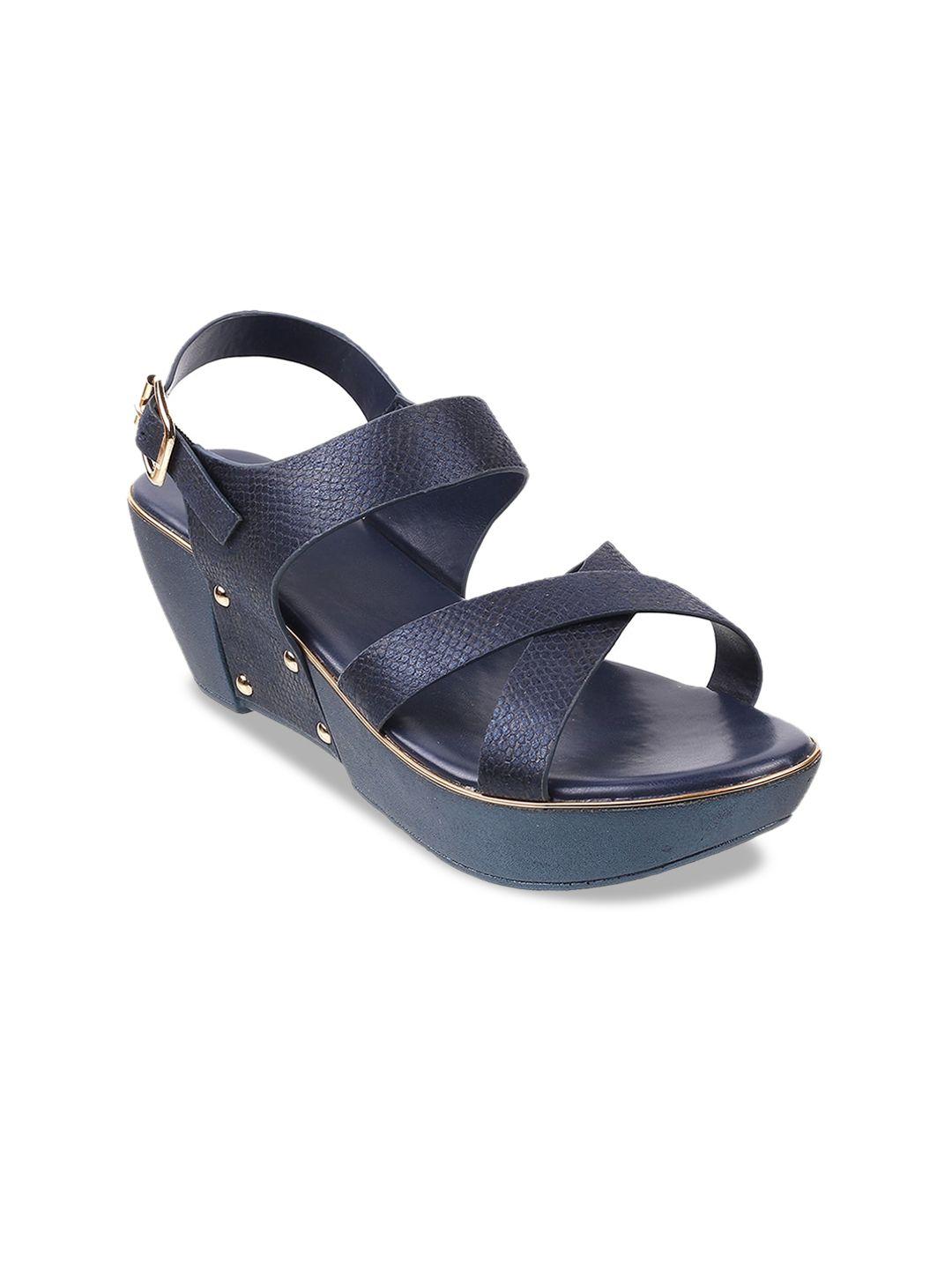 mochi wedge with buckles