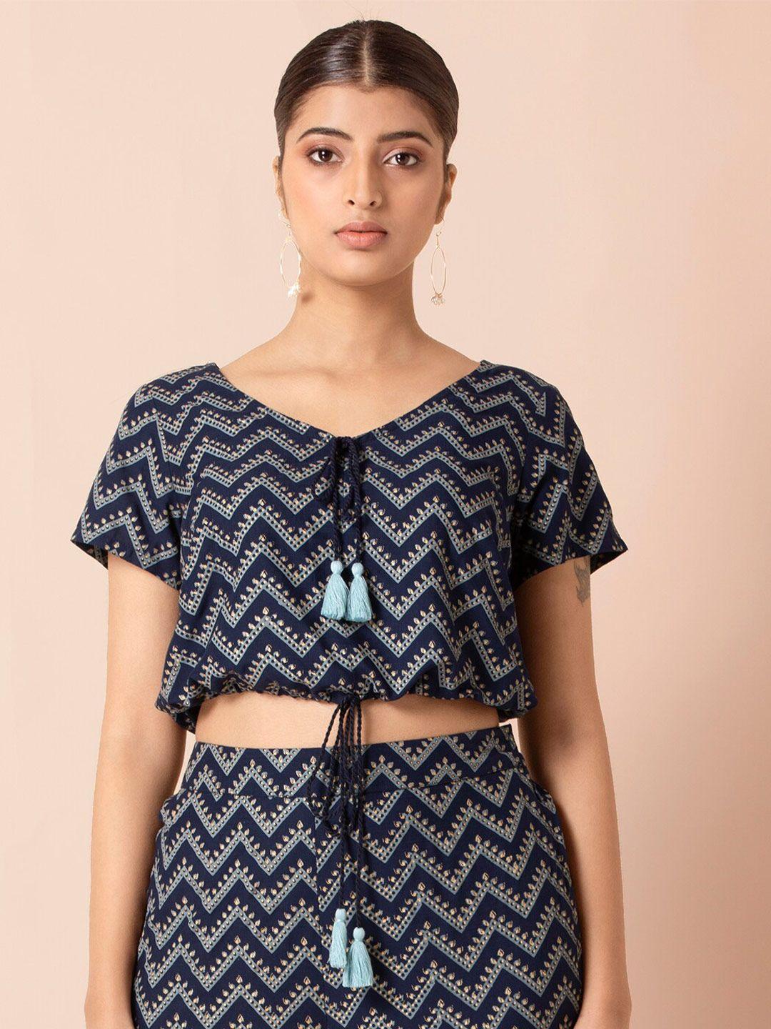 indya geometric foil printed v-neck blouson crop top