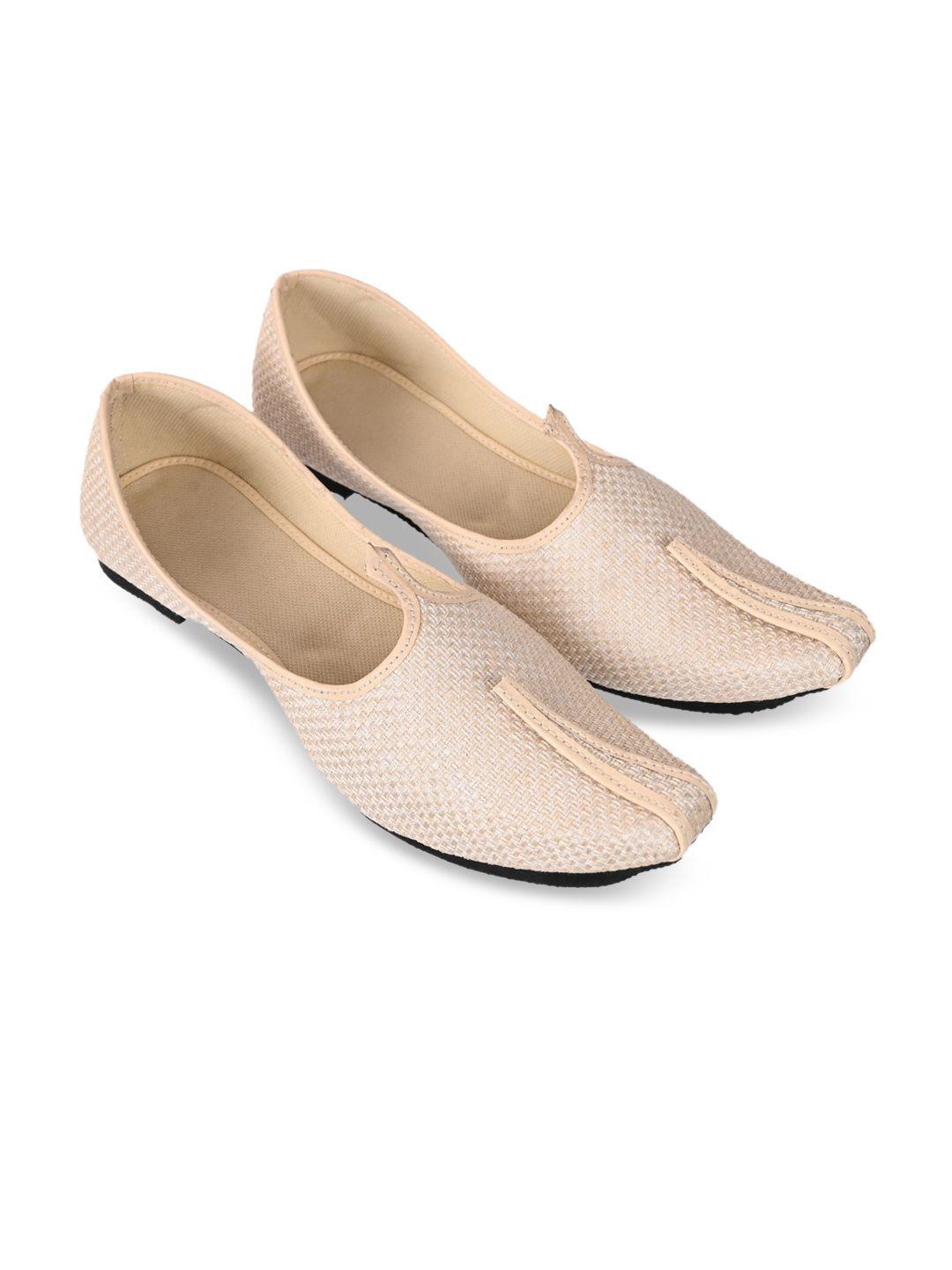 aristitch men woven design pointed toe mojaris