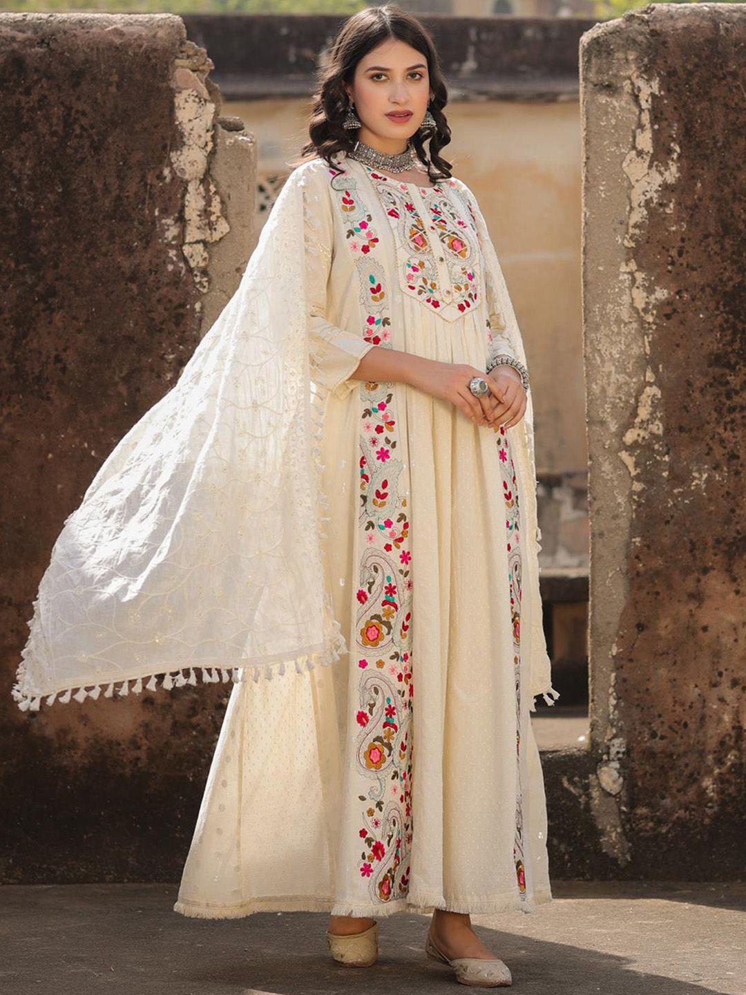 scakhi embellished thread work sequinned anarkali kurta with dupatta