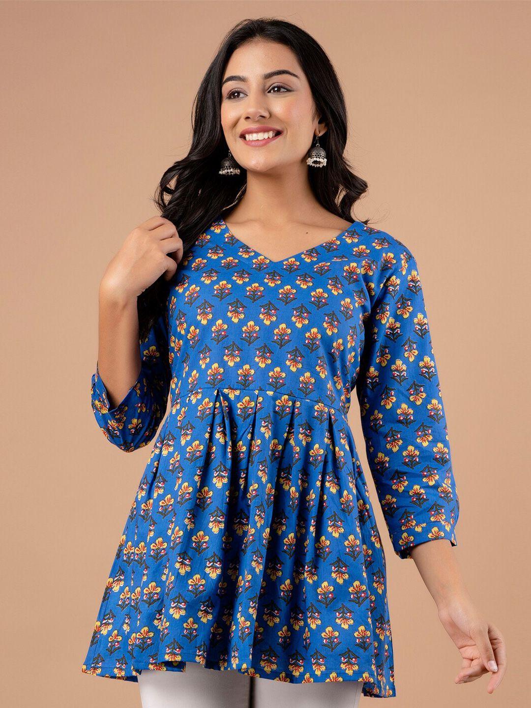 feranoid floral printed v-neck pure cotton pleated kurti