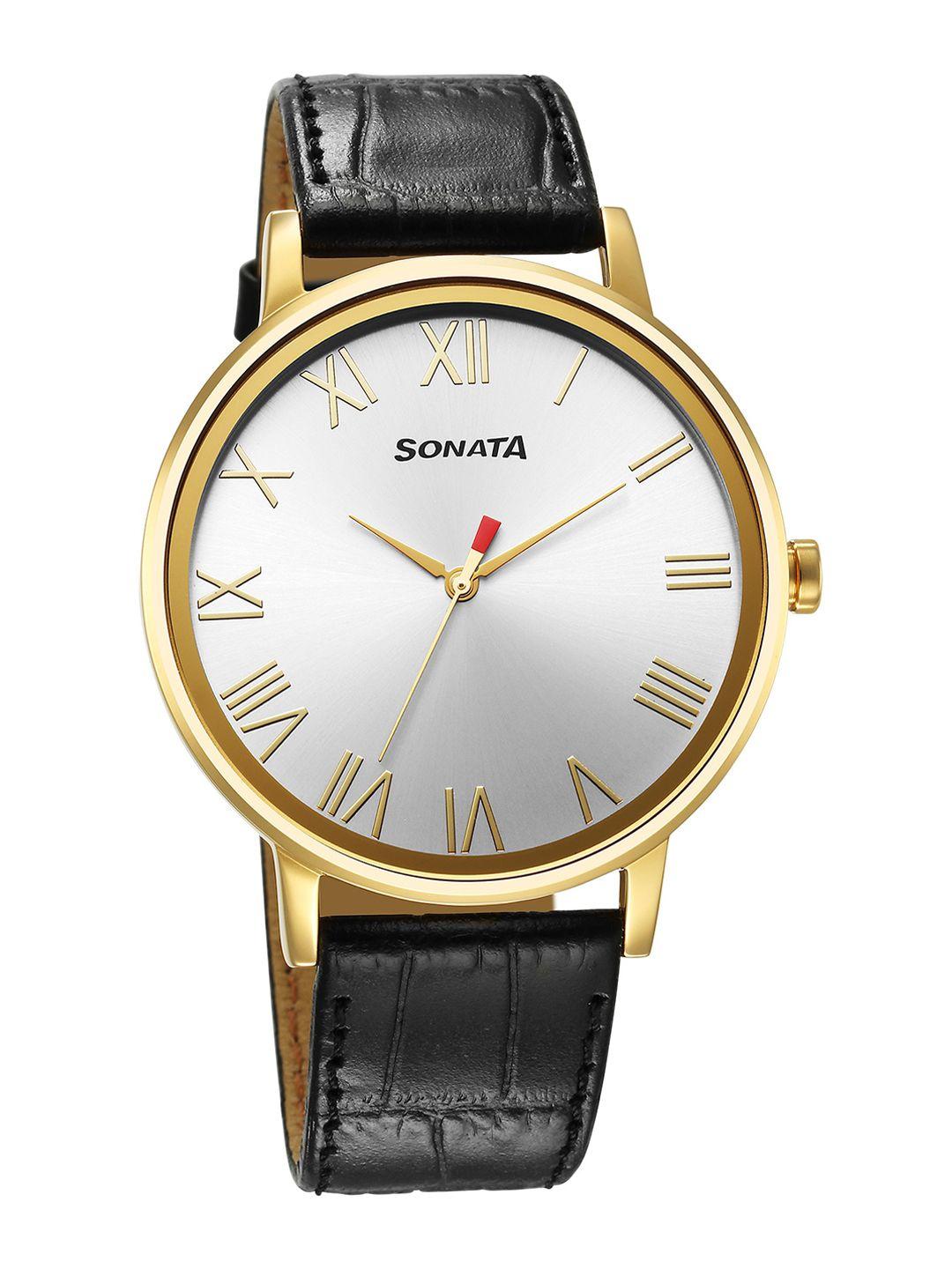 sonata men brass dial & leather straps analogue watch 7131yl01