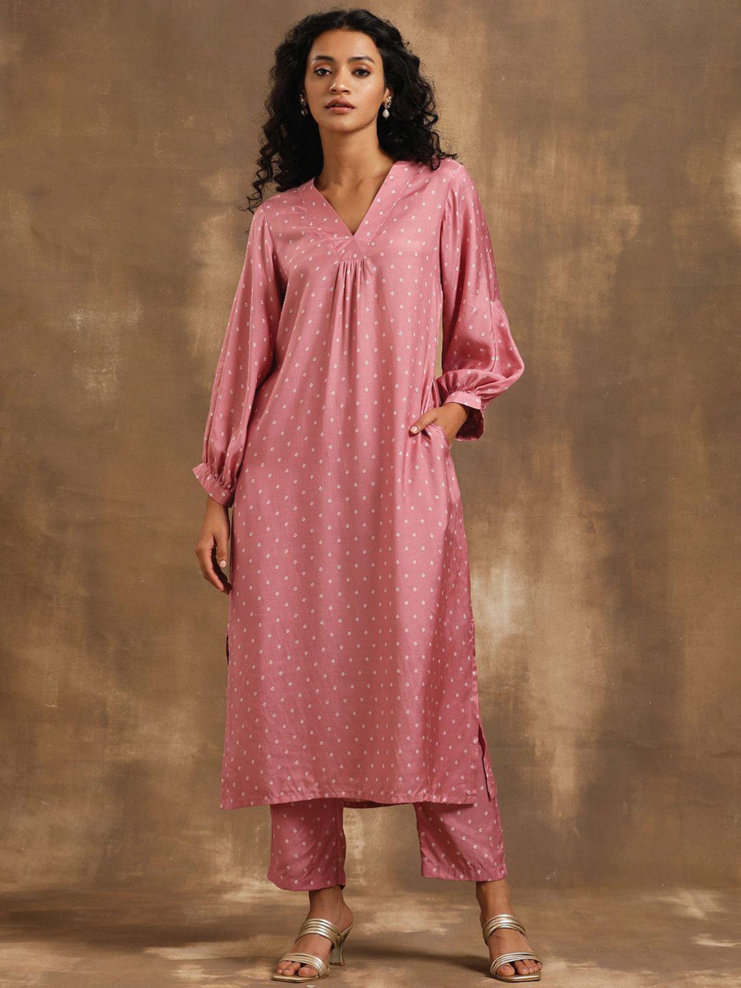 truebrowns v-neck bandhani printed kurta with trousers