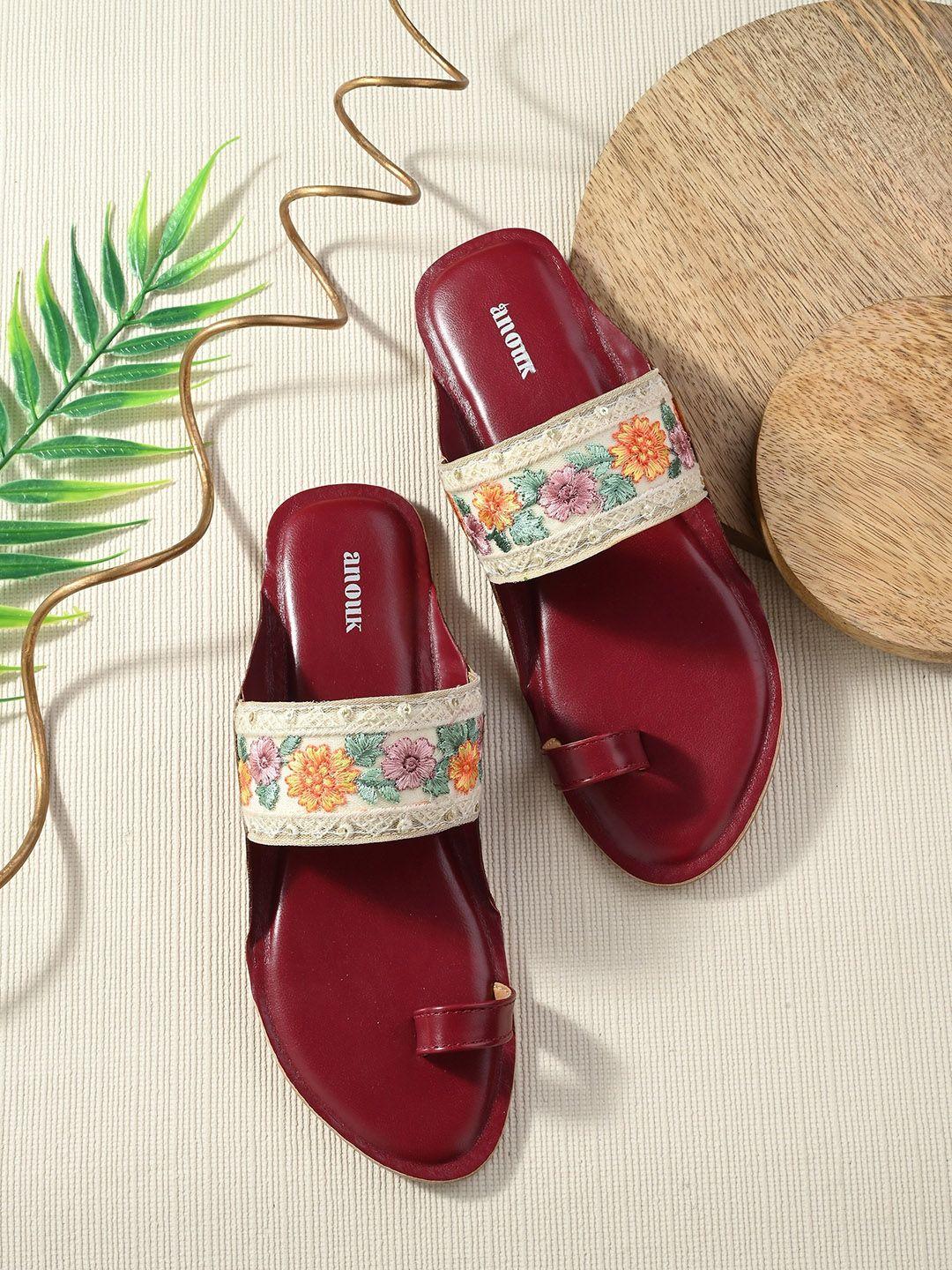 anouk maroon and orange embroidered one toe flats