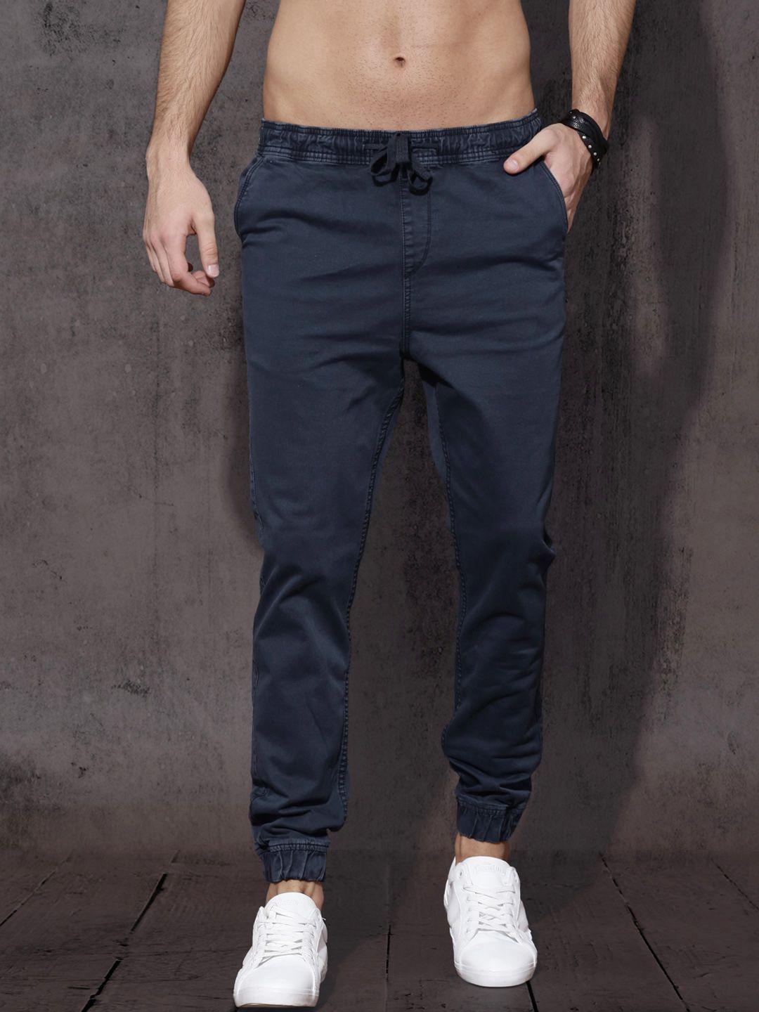 roadster men navy slim fit solid joggers