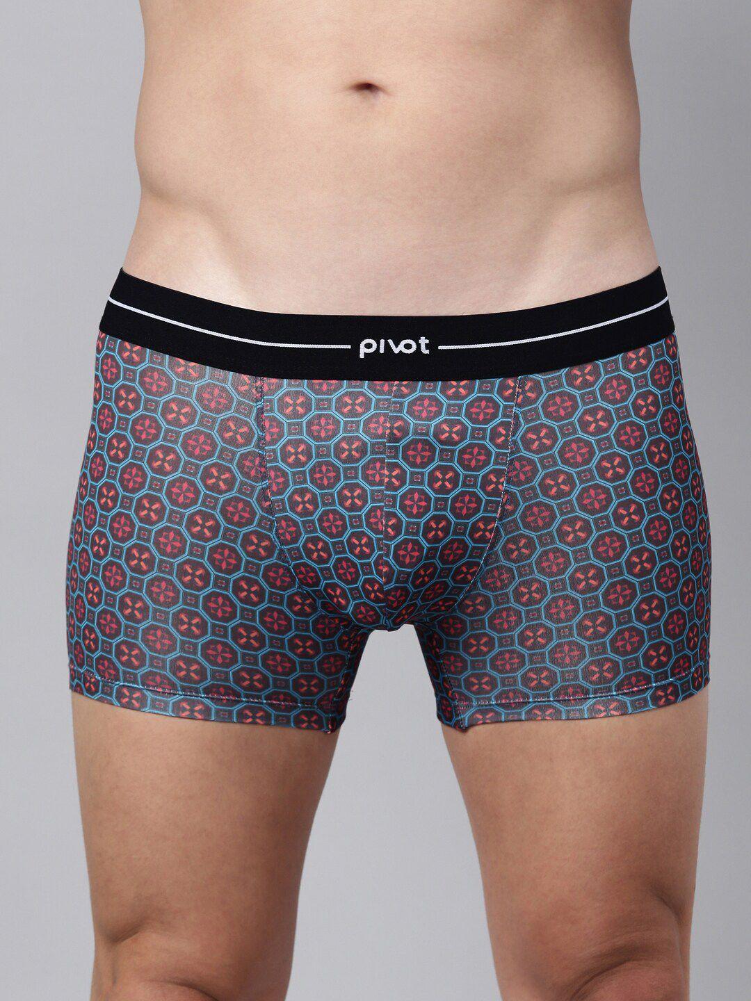 pivot men geometric printed trunks