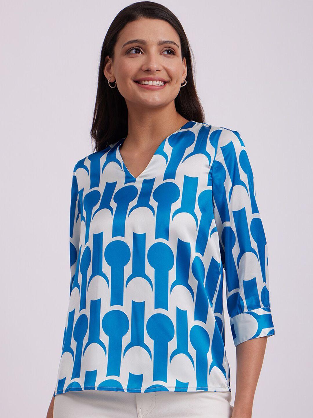 fablestreet geometric printed v neck top