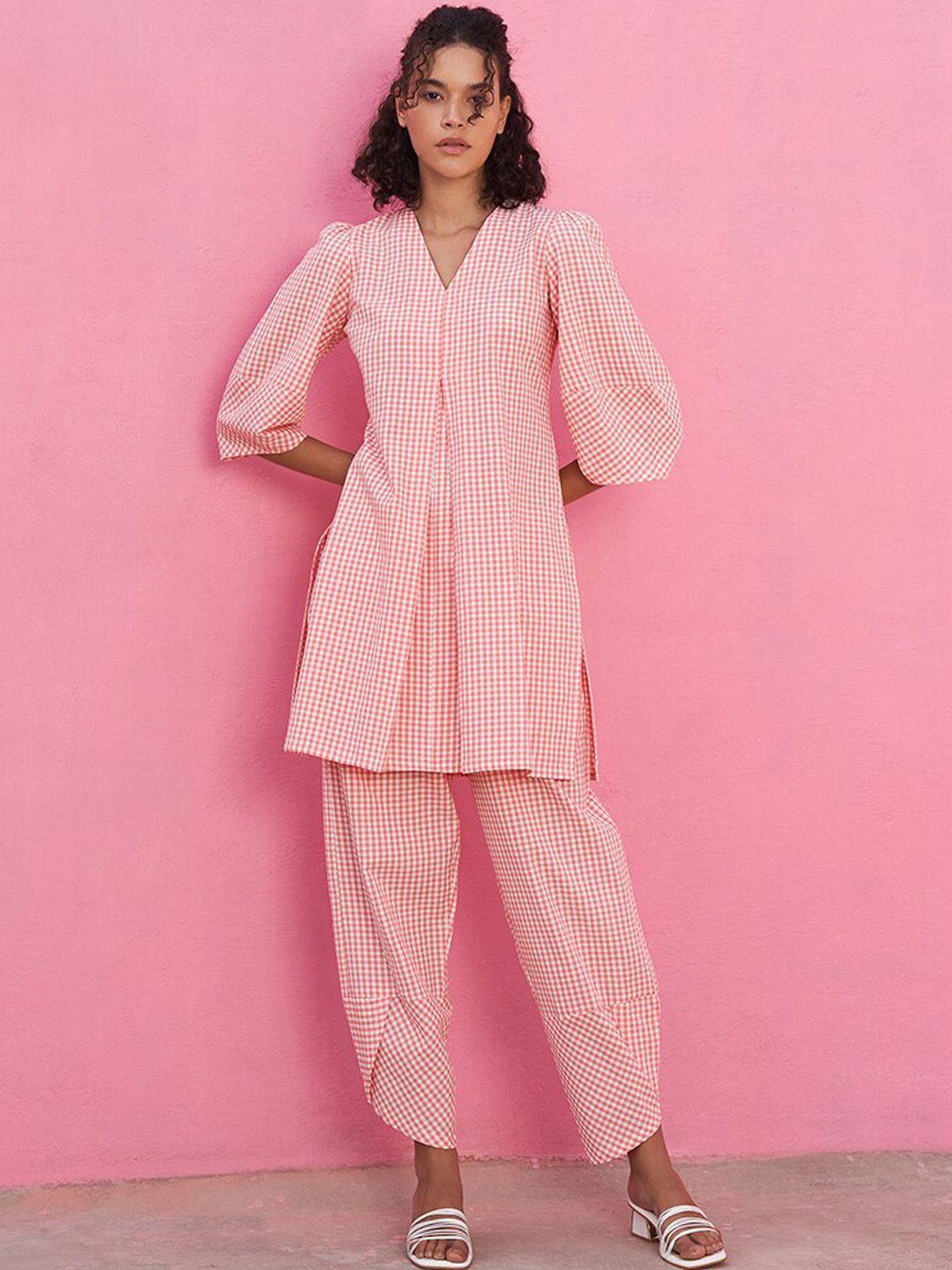 abhishti v-neck checked a-line pure cotton kurta with salwar