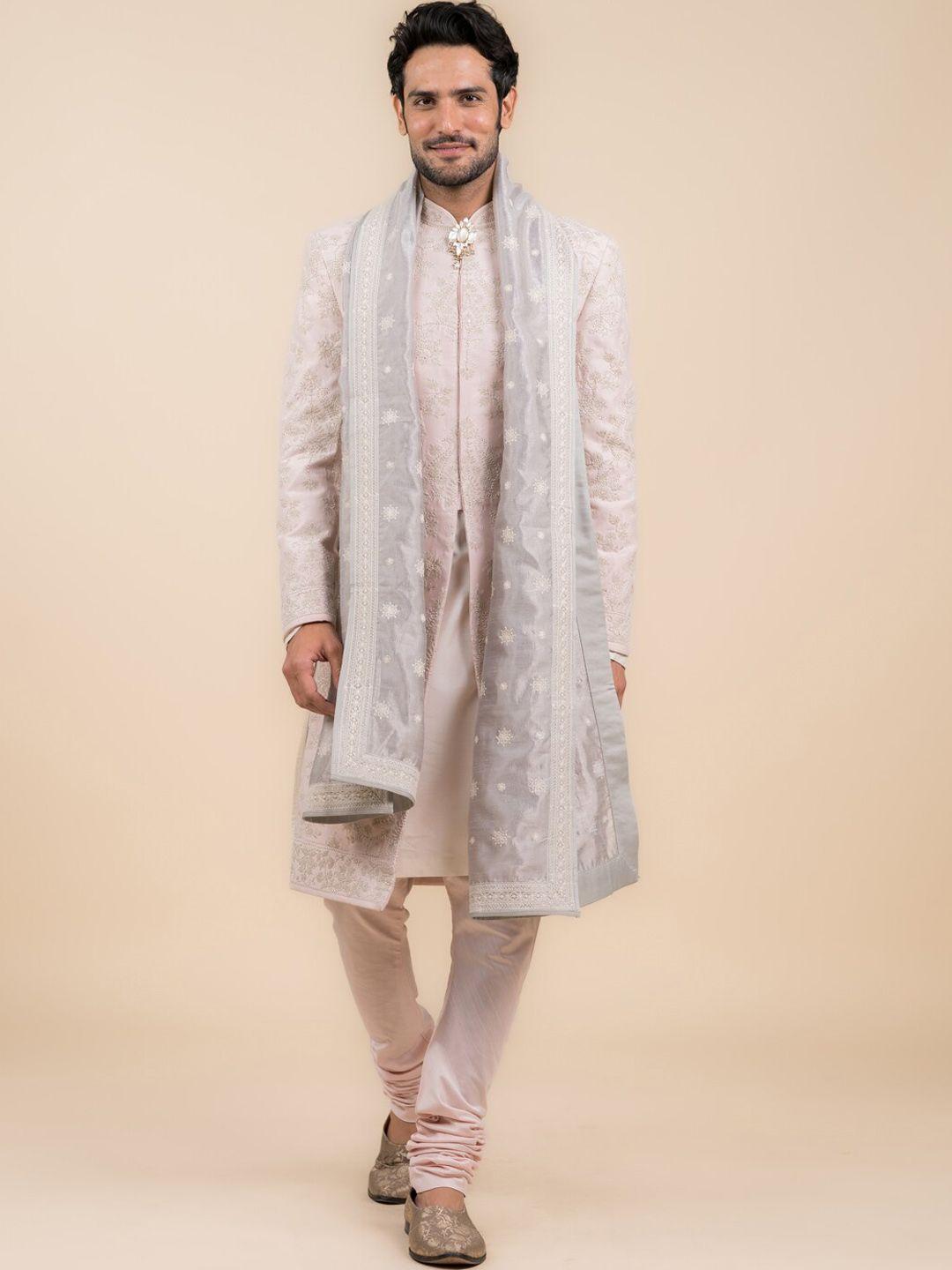 tasva men embroidered sherwani set