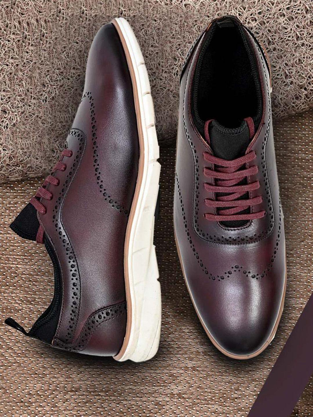 kicksfire men textured antibacterial memory foam leather contrast sole brogues