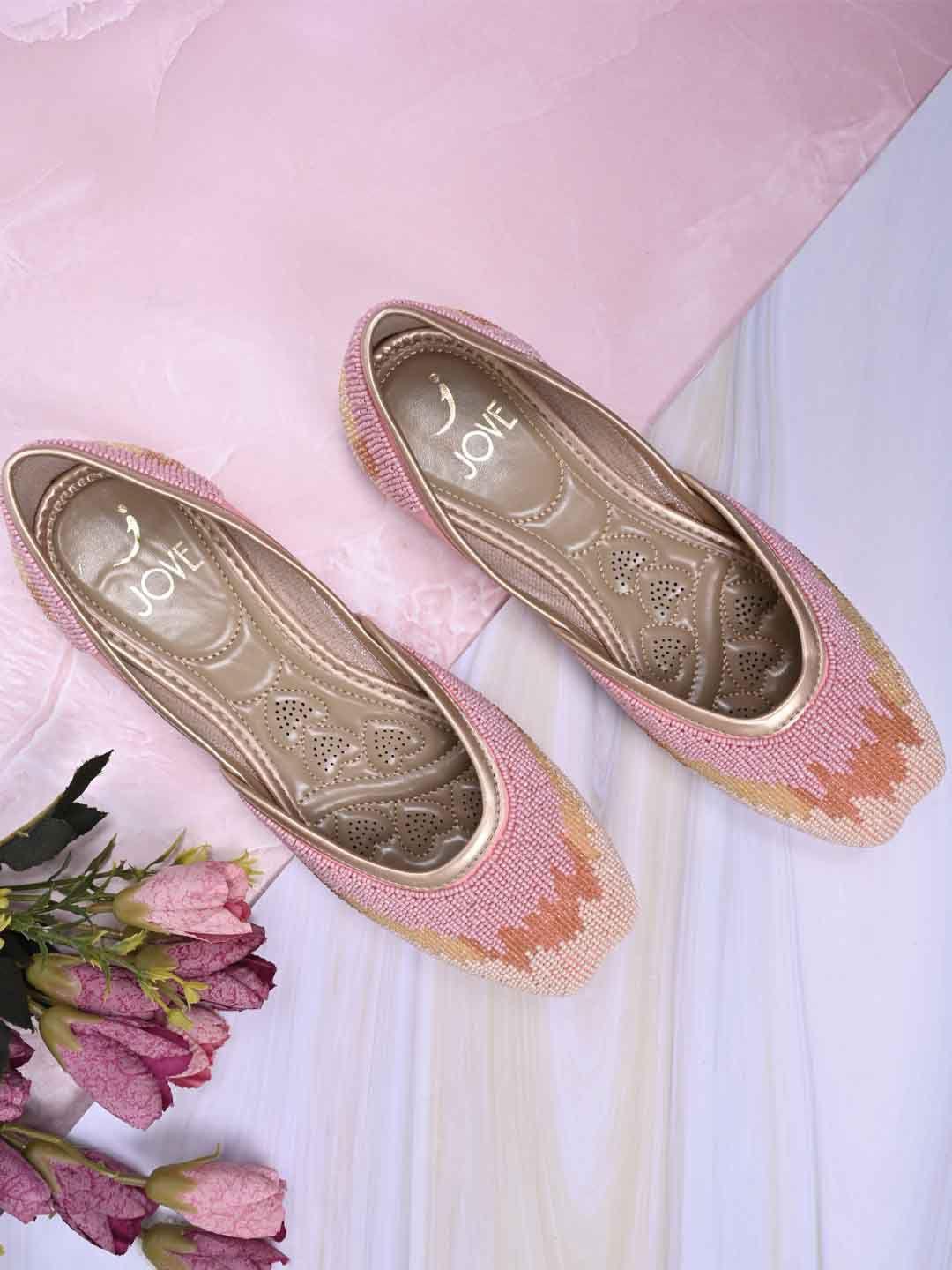 jove women embellished ethnic mojaris flats