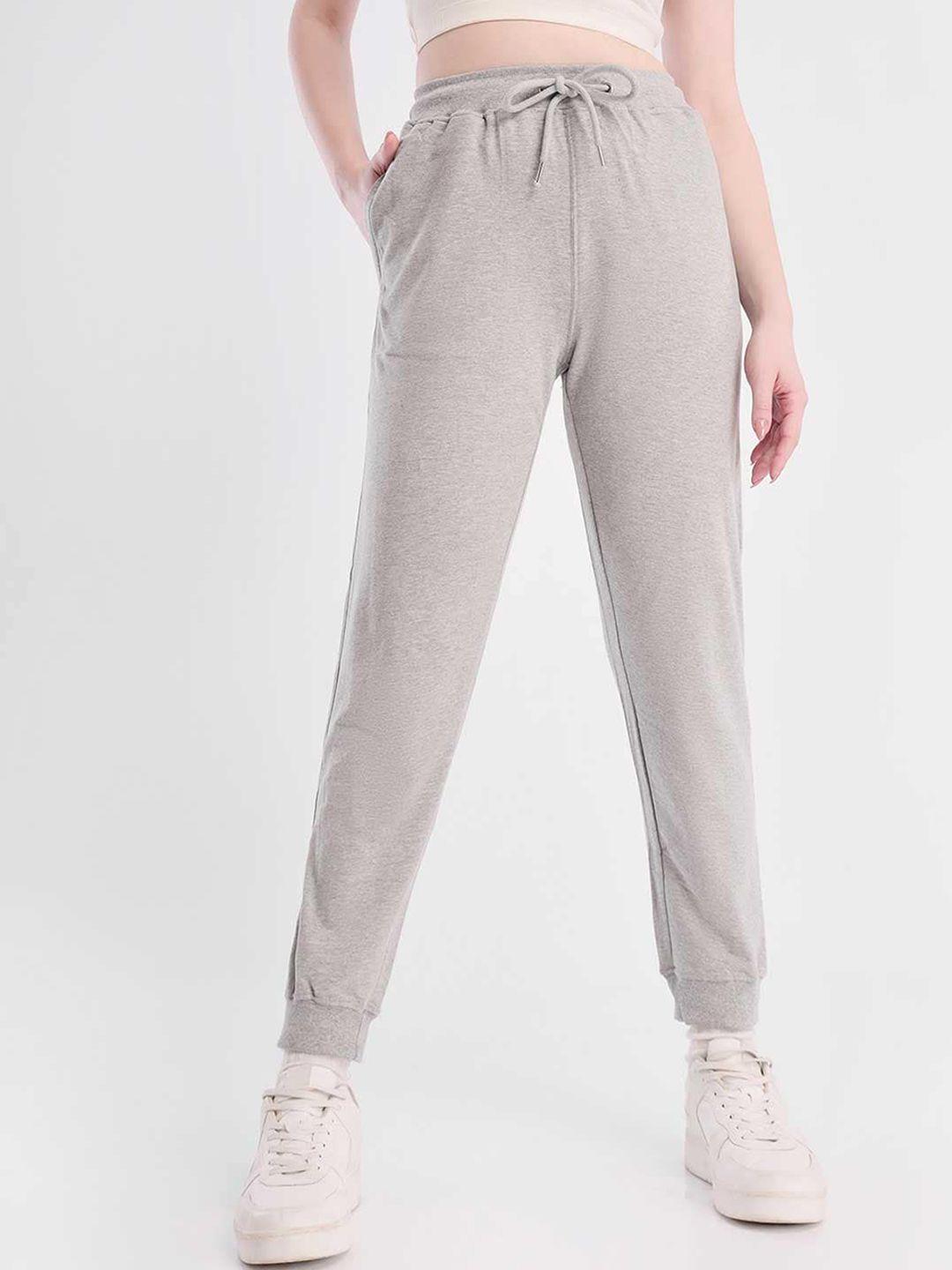 nobero women mid-rise regular-fit cotton joggers