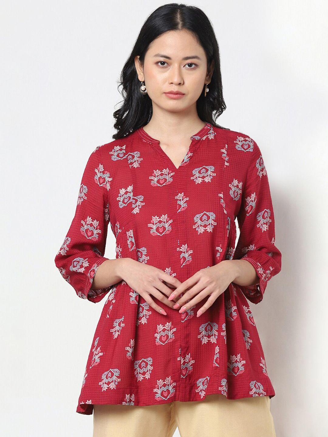 marigold lane maroon floral print flared sleeve shirt style top