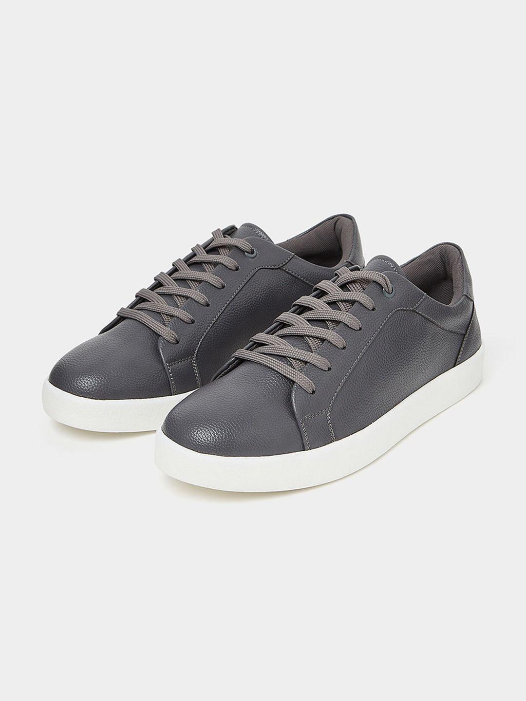 styli men grey pu sneakers