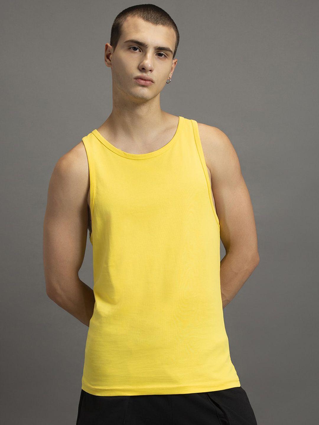 bewakoof solid cotton vest