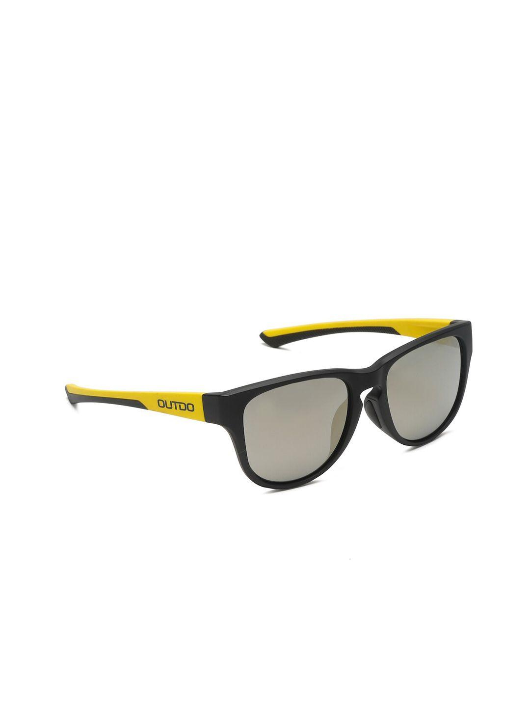 sunnies wayfarer sunglasses with polarised and uv protected lens