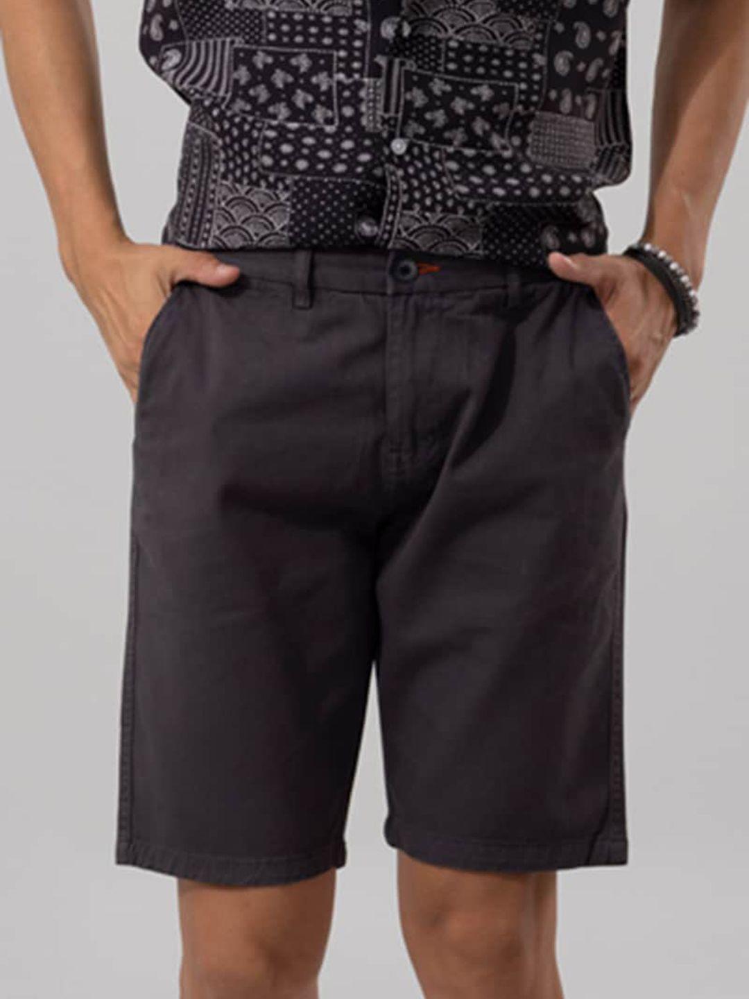 snitch men grey cotton regular shorts