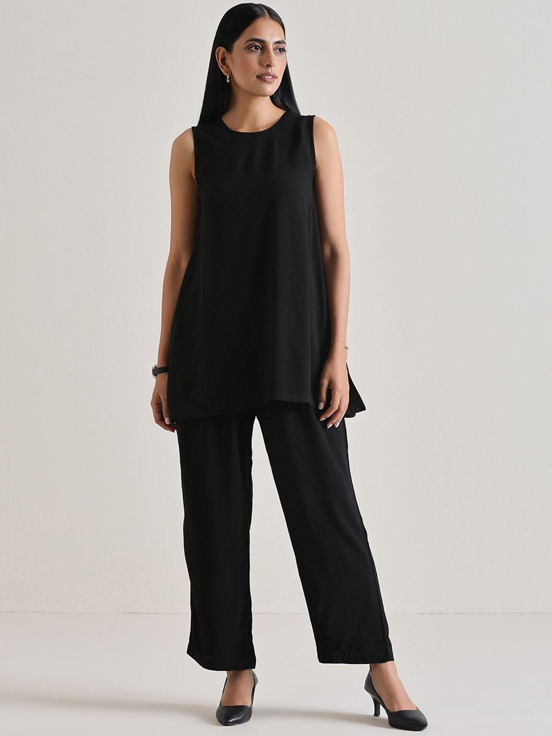 truebrowns round neck krta with trousers