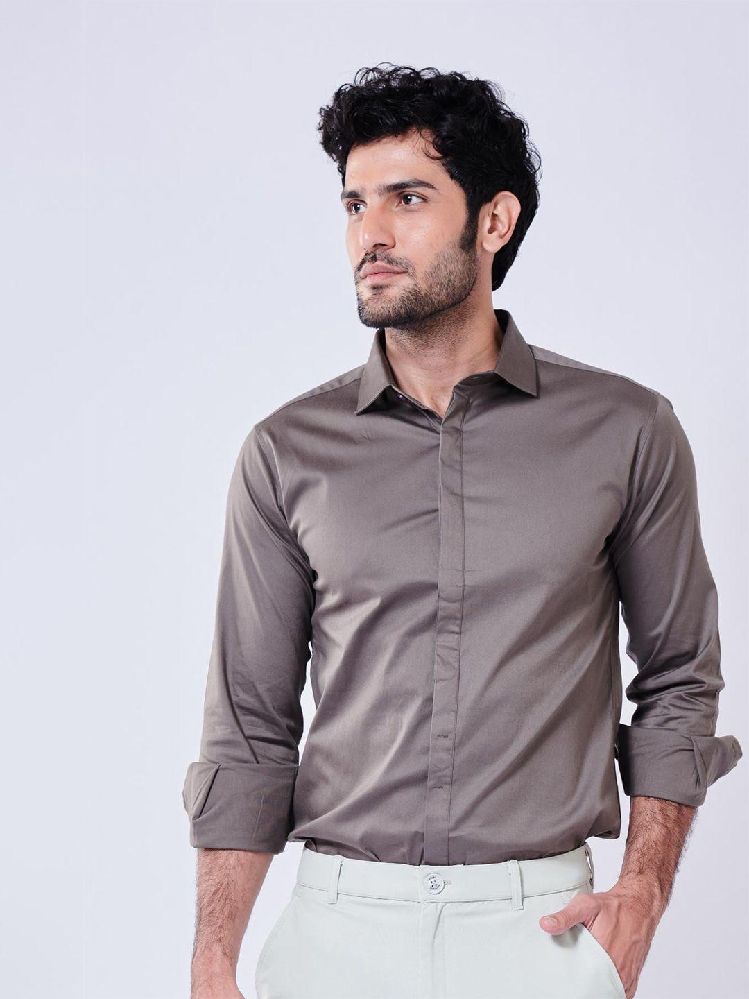 beyours men grey classic opaque casual shirt