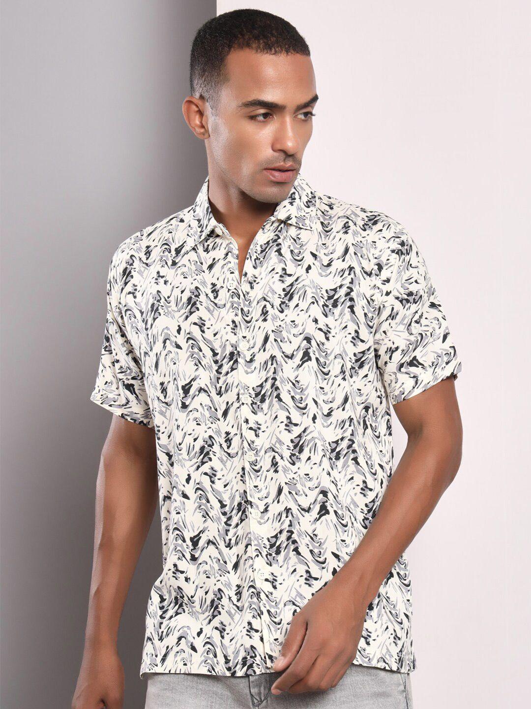 baesd standard fit abstract printed cotton casual shirt