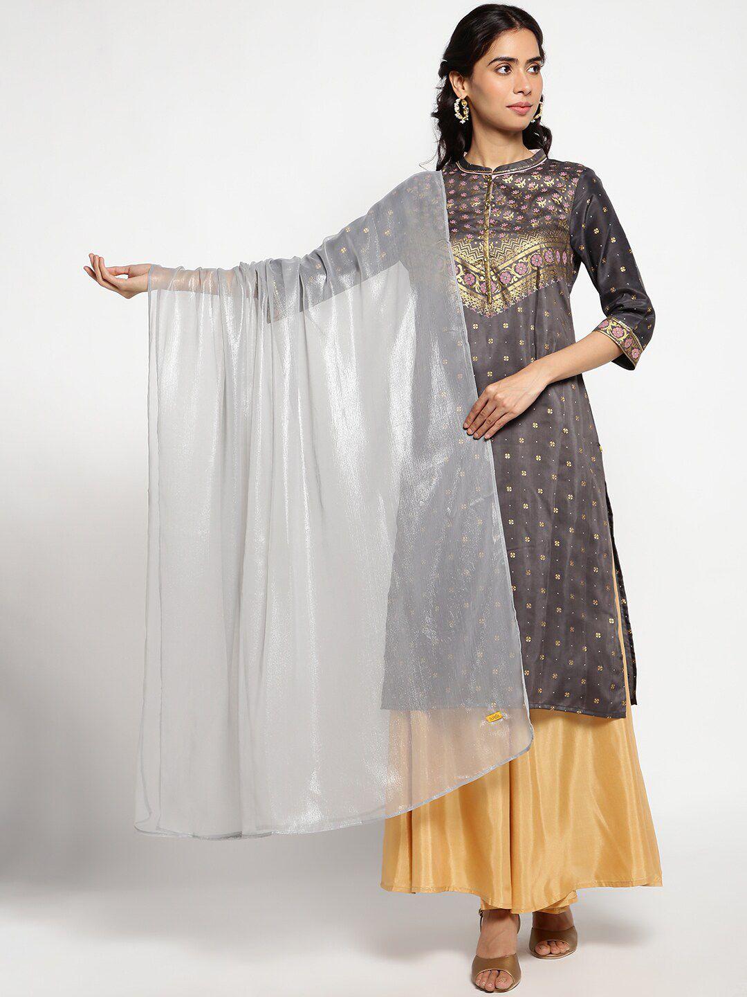 aurelia taping border dupatta