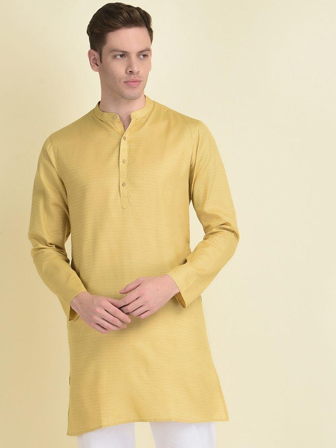 deyann men woven design kurta with pyjamas