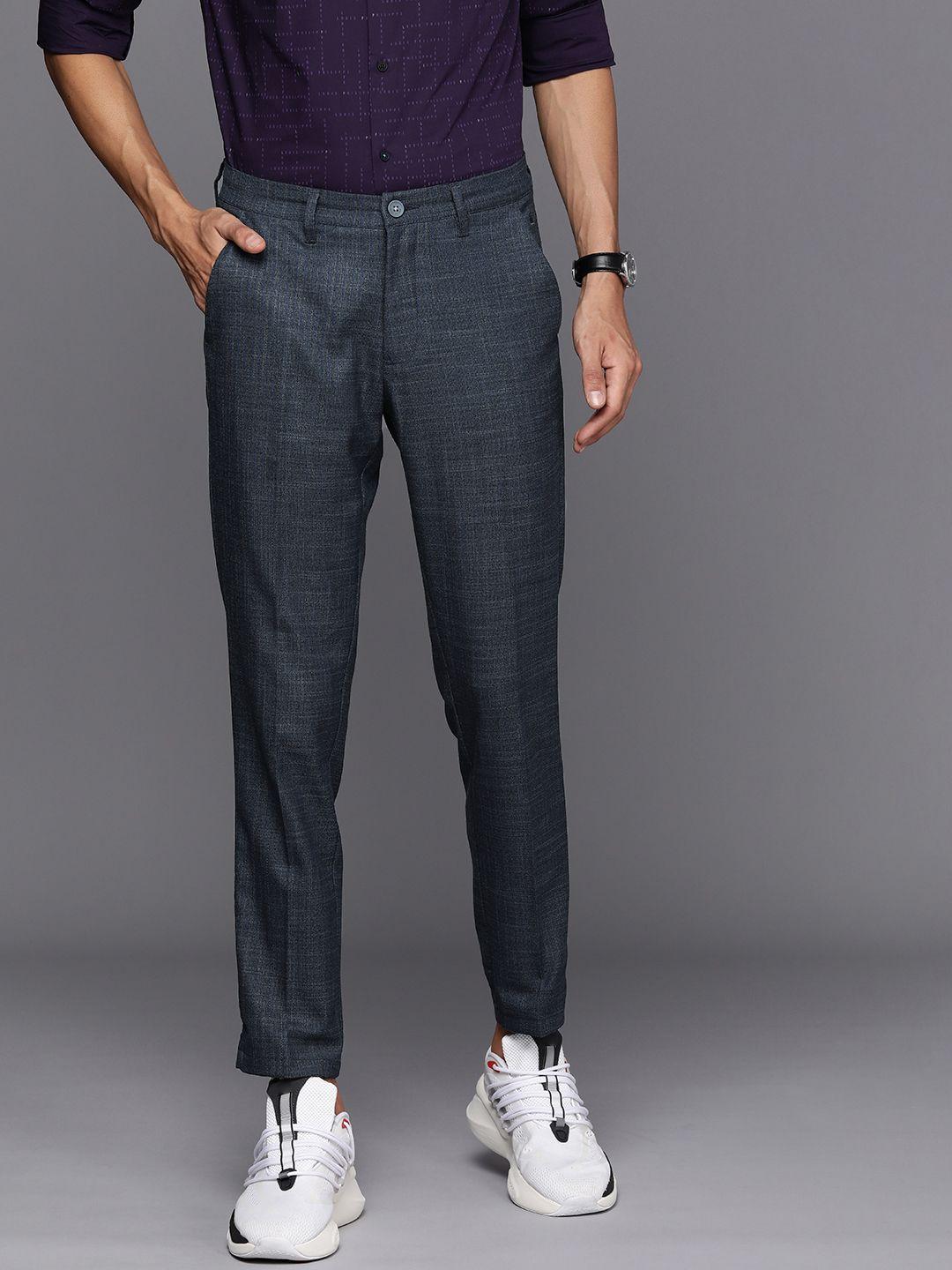 louis philippe ath.work men checked tapered fit trousers