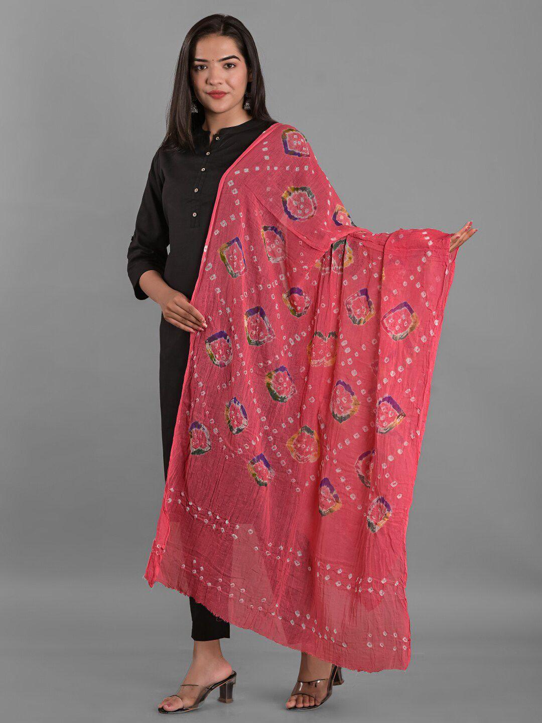 apratim peach-coloured & white printed bandhani dupatta