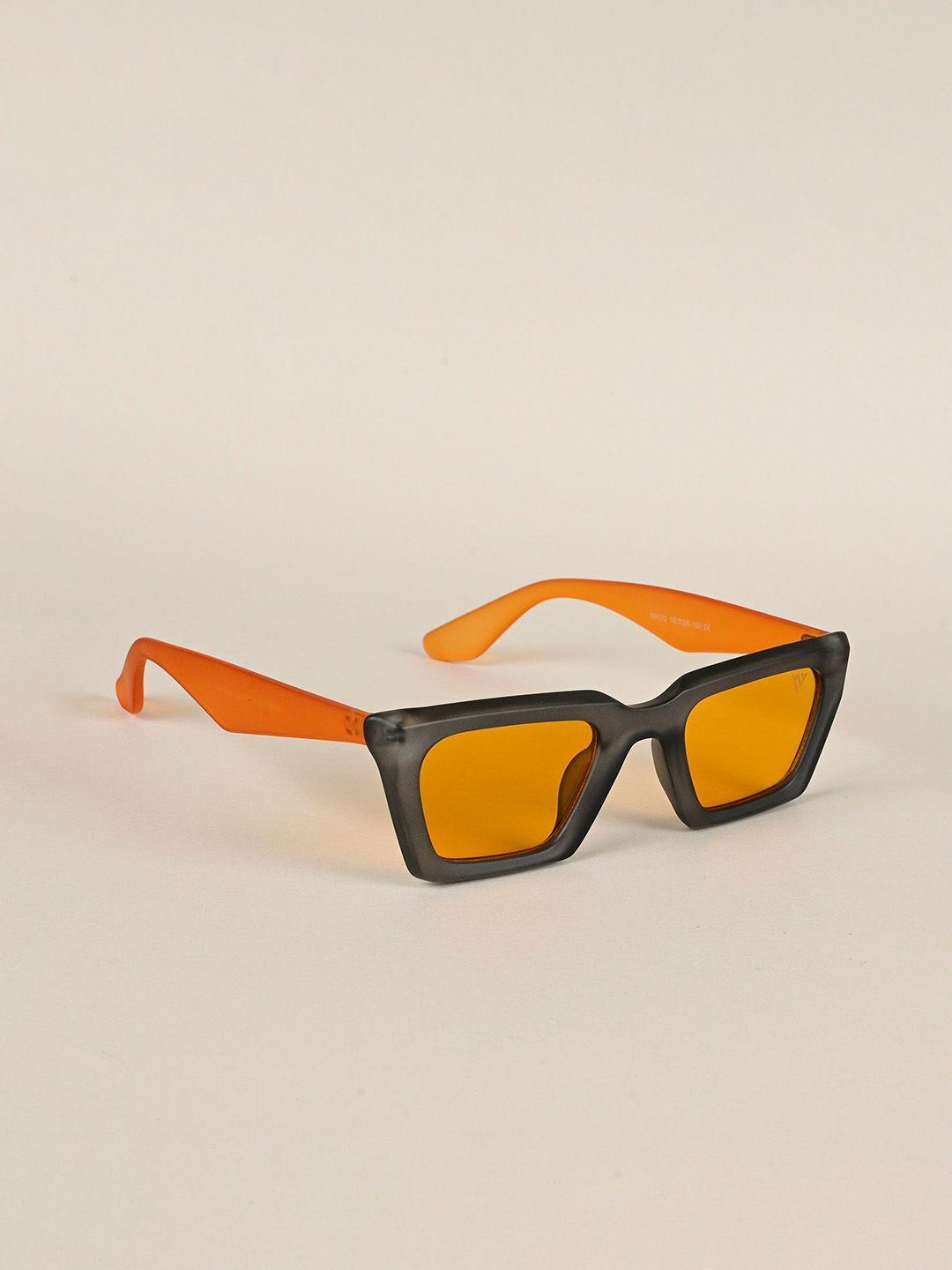 voyage wayfarer lens with uv protected sunglasses