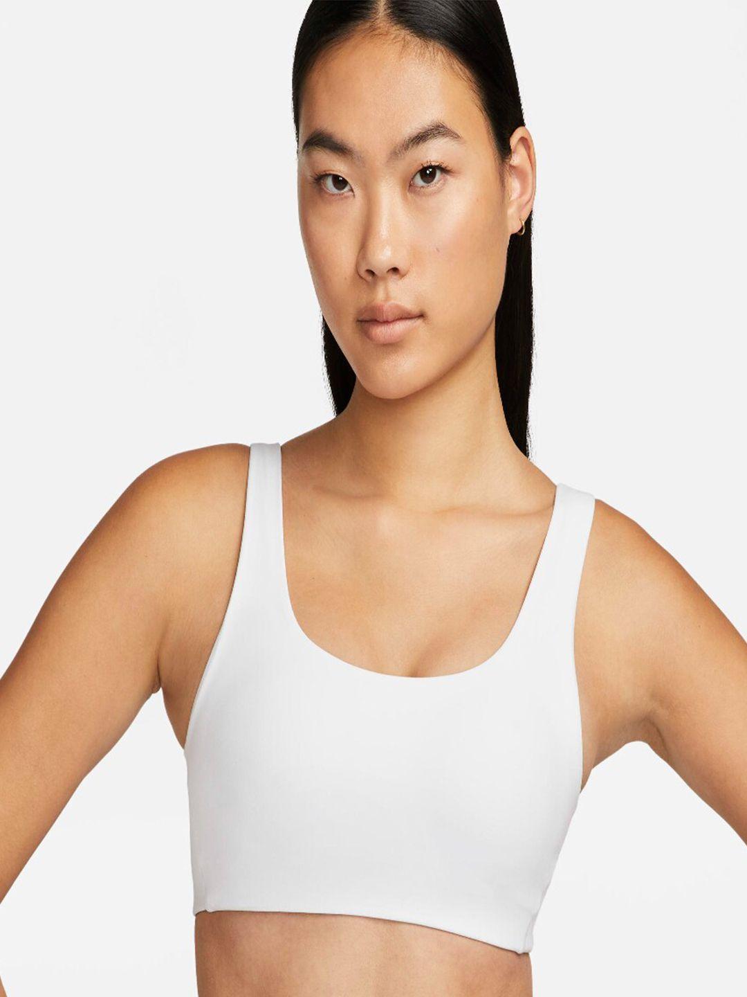 nike swoosh medium-support padded sports bra