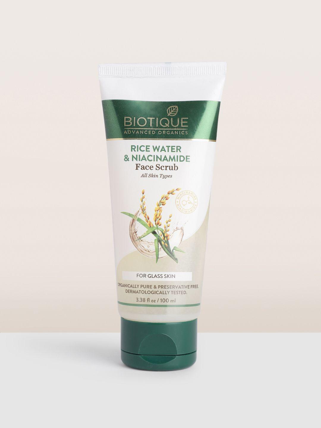 biotique rice water & niacinamide gel face scrub for glass skin - 100 ml