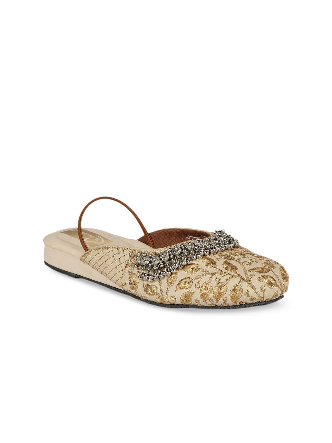 the desi dulhan ethnic embroidered mules with backstrap