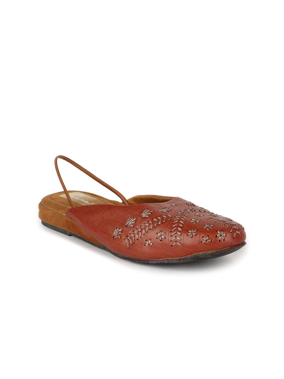 the desi dulhan ethnic embroidered mules with backstrap