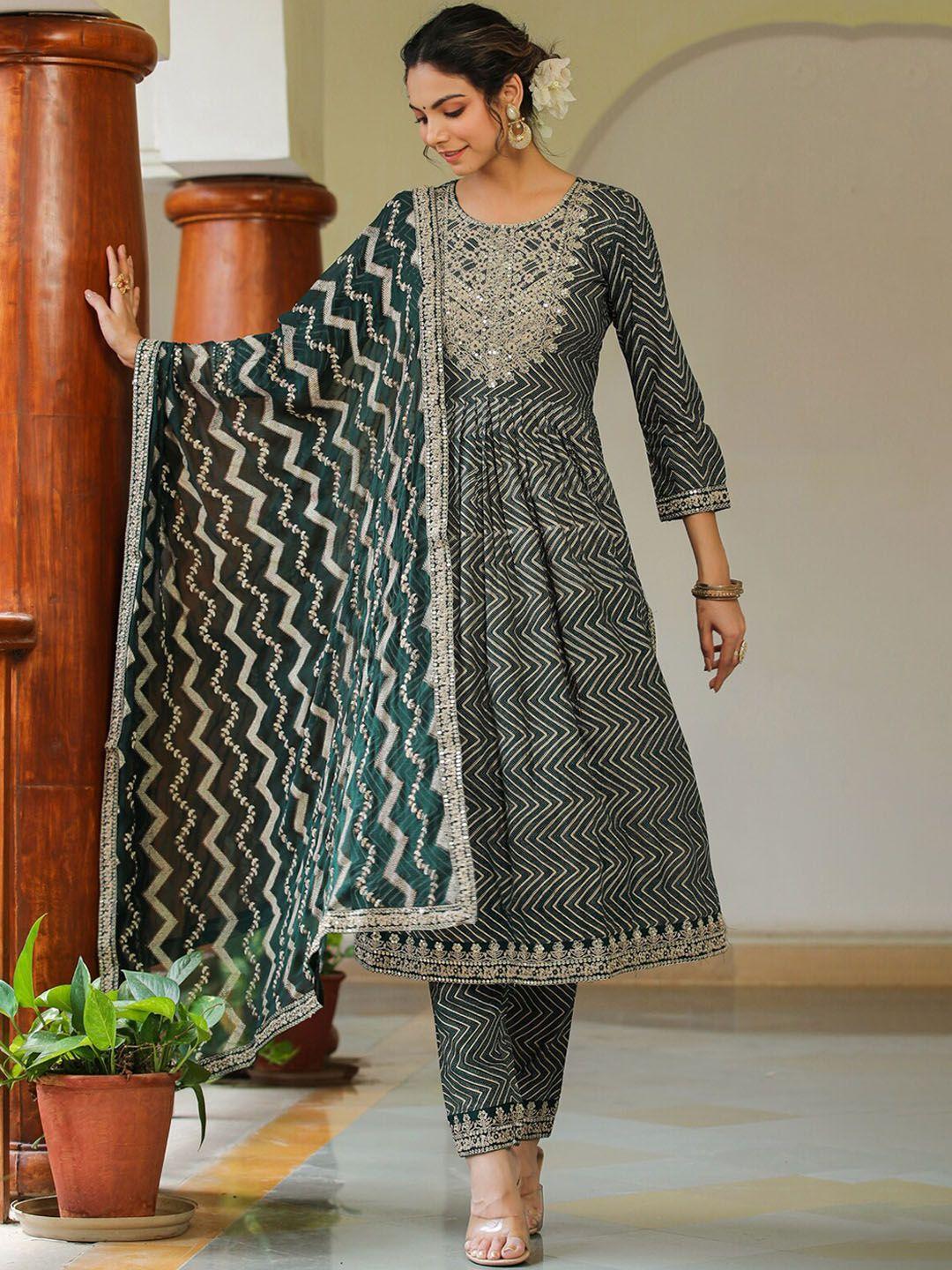 prakhya printed empire kurta & trousers with dupatta