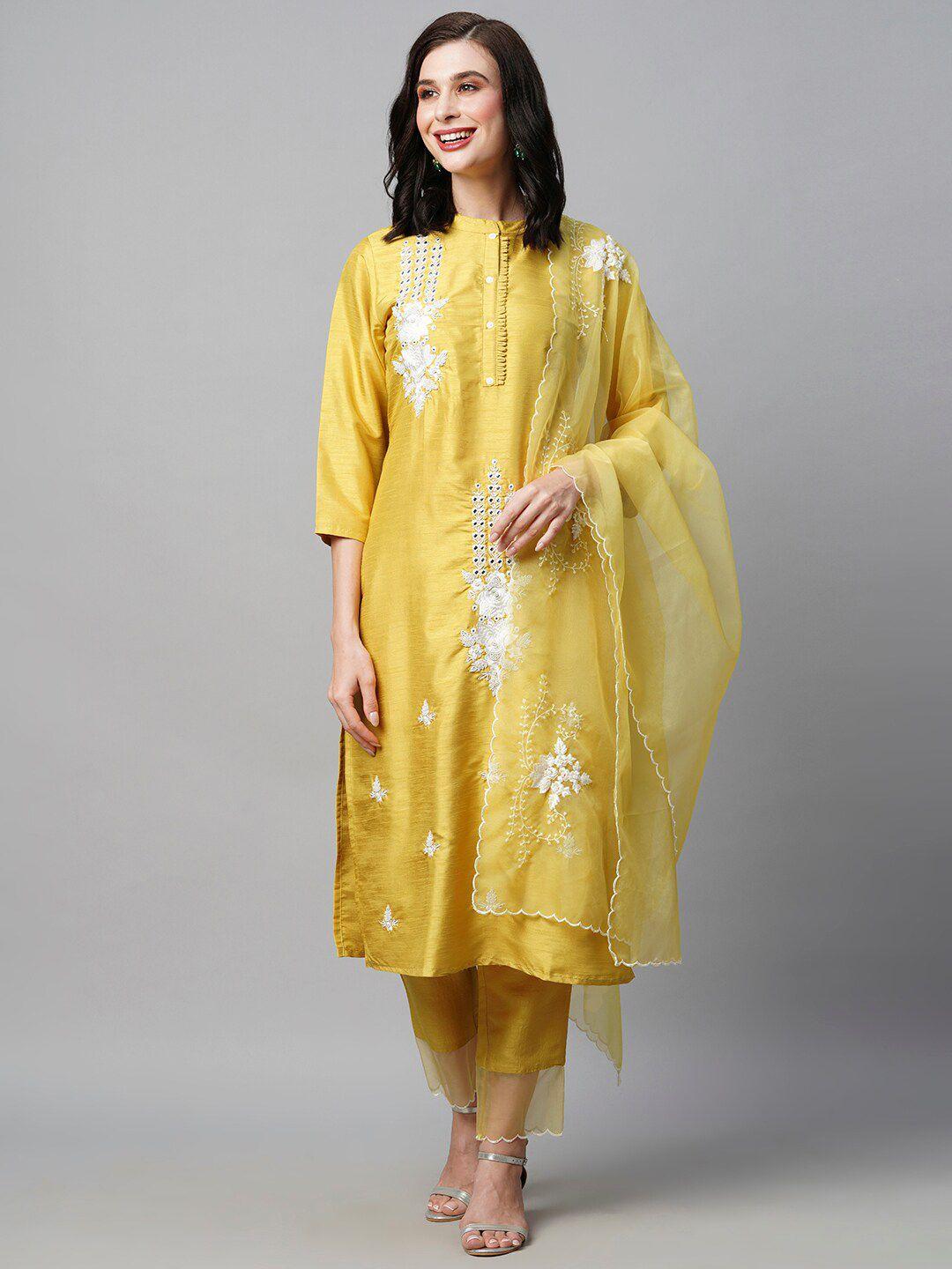 heeposh floral embroidered kurta & trousers with dupatta