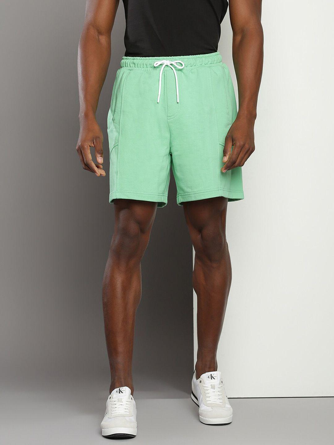 calvin klein jeans men mid-rise casual shorts