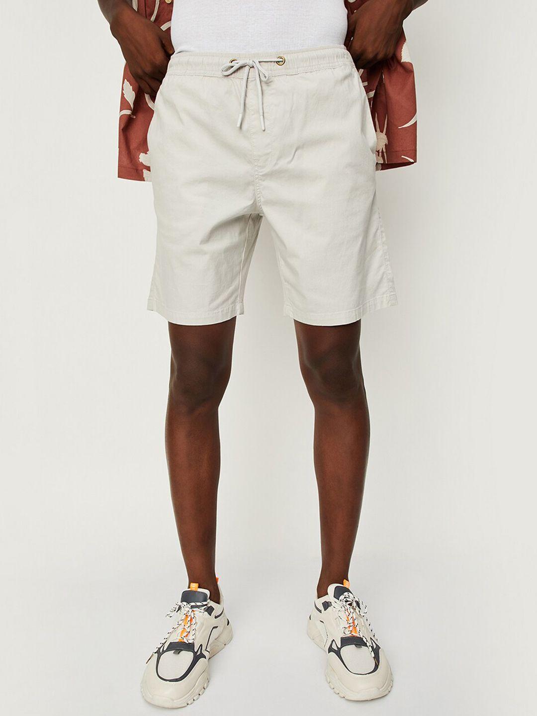 max men mid-rise regular shorts