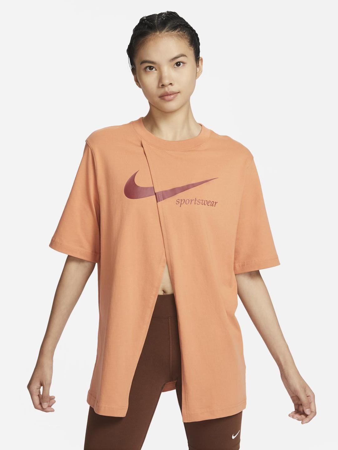 nike sportswear collection oversized slit short-sleeve t-shirt