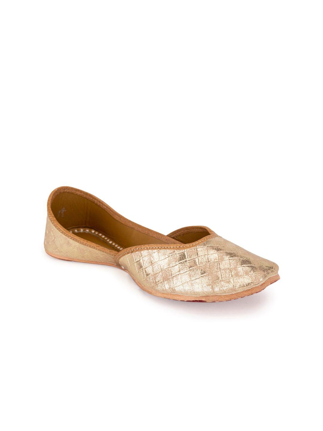 5 elements women silver-toned mojaris flats