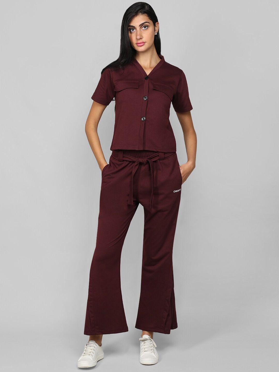 chkokko v-neck shirt with trousers